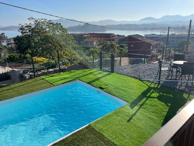 Hébergement de vacances Casita Independiente Y Tres Con Piscina Ladeira Playa Baiona