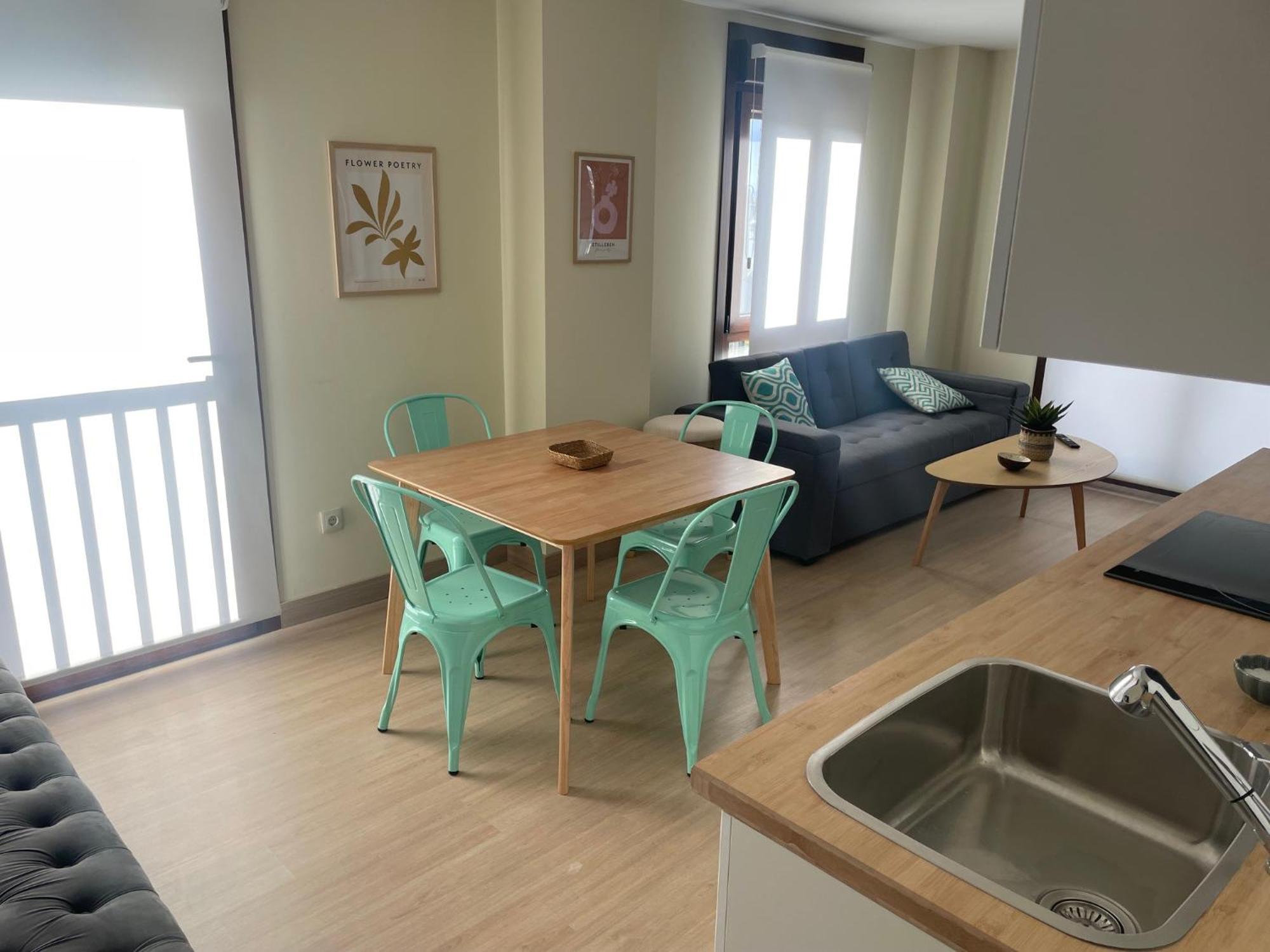 Hébergement de vacances Casita Independiente Y Tres Con Piscina Ladeira Playa Baiona